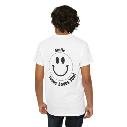 Smile Jesus Loves You T-shirt - Afbeelding 28