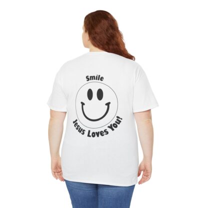 Smile Jesus Loves You T-shirt - Afbeelding 44