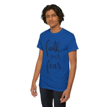 Faith Over Fear T-Shirt – Inspire with Courage - Afbeelding 127