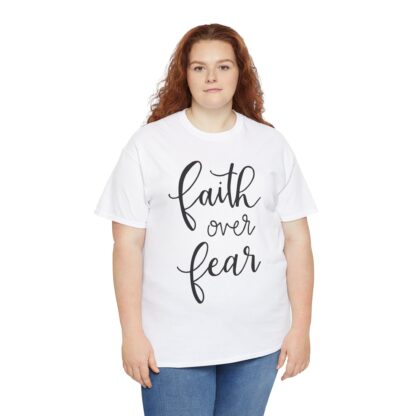 Faith Over Fear T-Shirt – Inspire with Courage - Afbeelding 15