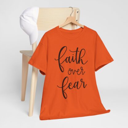 Faith Over Fear T-Shirt – Inspire with Courage - Afbeelding 62