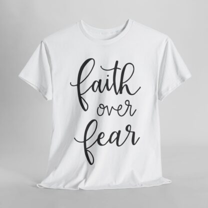 Faith Over Fear T-Shirt – Inspire with Courage - Afbeelding 7