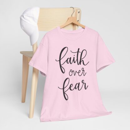 Faith Over Fear T-Shirt – Inspire with Courage - Afbeelding 143