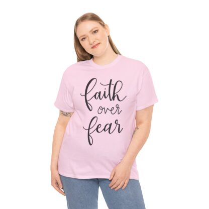 Faith Over Fear T-Shirt – Inspire with Courage - Afbeelding 147