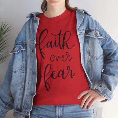 Faith Over Fear T-Shirt – Inspire with Courage - Afbeelding 185