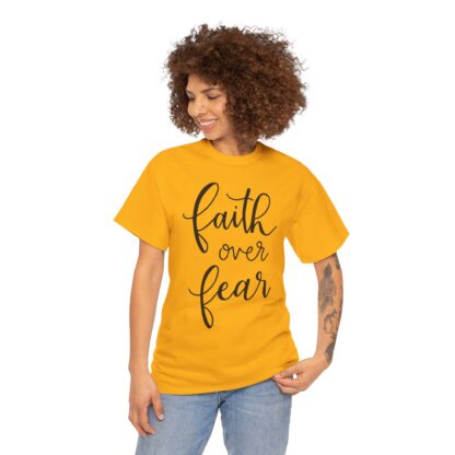 Faith Over Fear T-Shirt – Inspire with Courage - Afbeelding 38